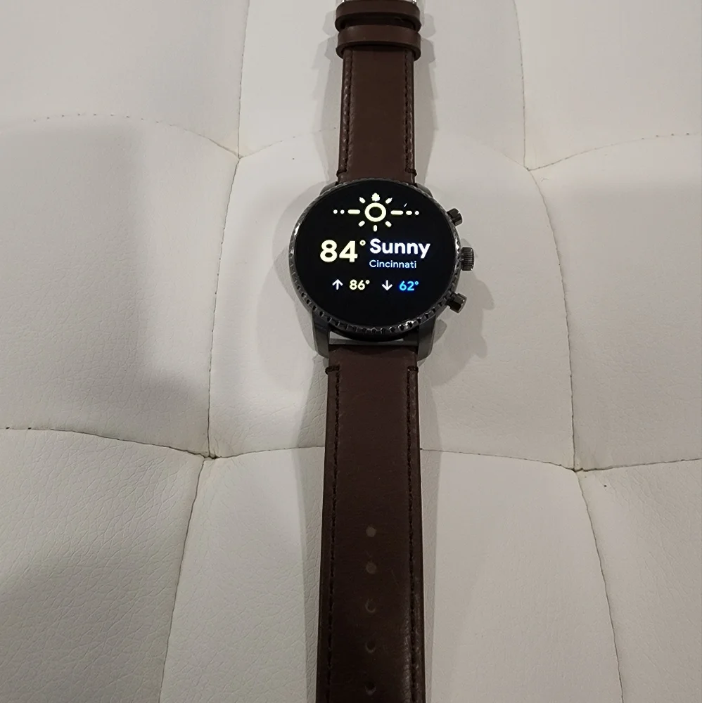Fossil Explorist HR Gen 4 Smart Watch  Gun Metal and Leather Bands - Picture 5 of 10
